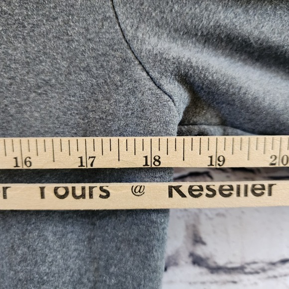 Patagonia Uprisal Hoody Womens Small Gray Fitz Roy Logo Pullover Hoodie 39539 - Picture 3 of 7